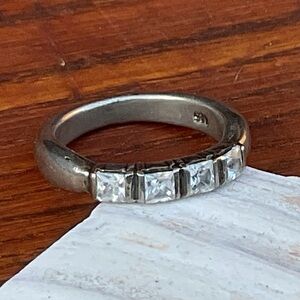 VTG STERLING SILVER Ring Channel Set Clear Square Cubic Zirconia Ring Size 6.5